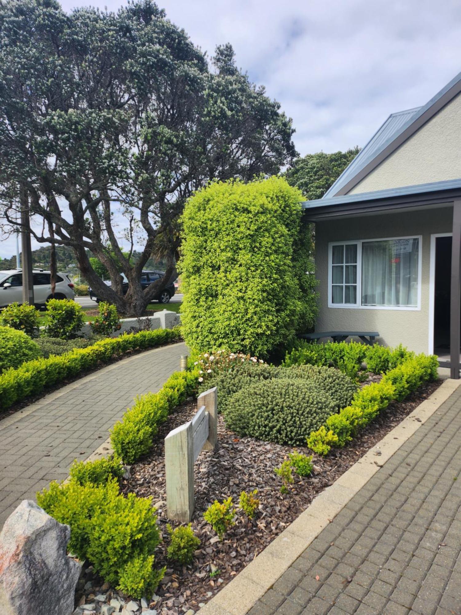 Asure Gables Motor Lodge Greymouth Exterior photo